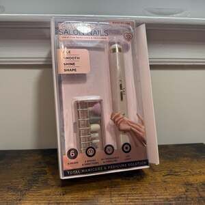 Finishing Touch Flawless Salon Nails Total Manicure & Pedicure Solution Kit